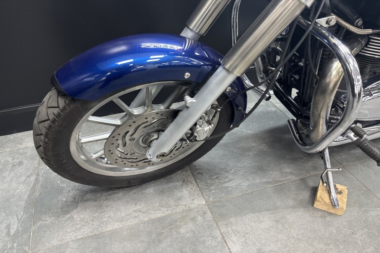TRIUMPH BONNEVILLE AMERICA