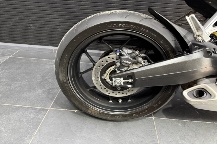 HONDA CBR650R