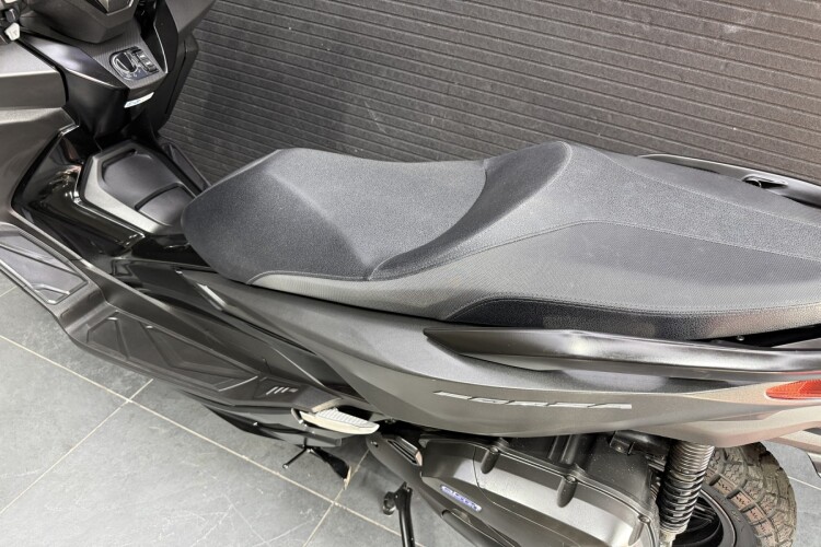 HONDA FORZA 125