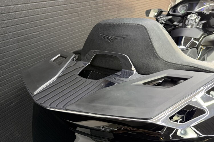HONDA GL1800 GOLD WING