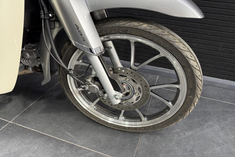 HONDA SUPER CUB C125