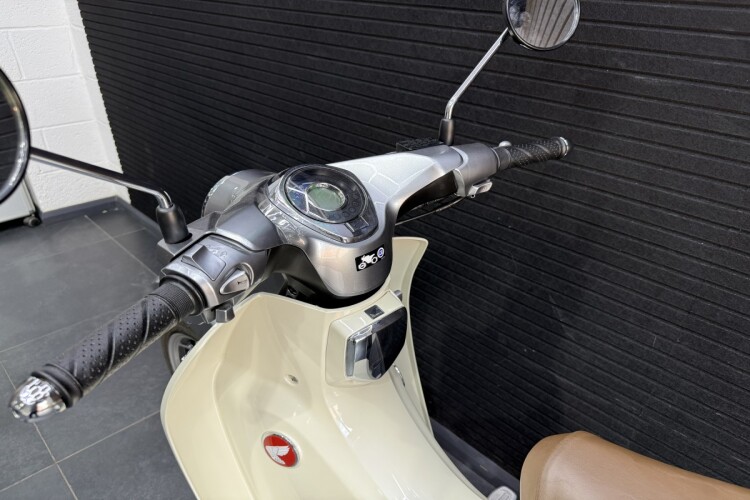 HONDA SUPER CUB C125
