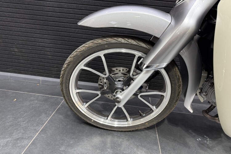 HONDA SUPER CUB C125