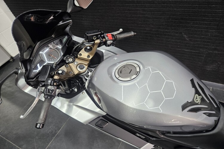HONDA VFR800