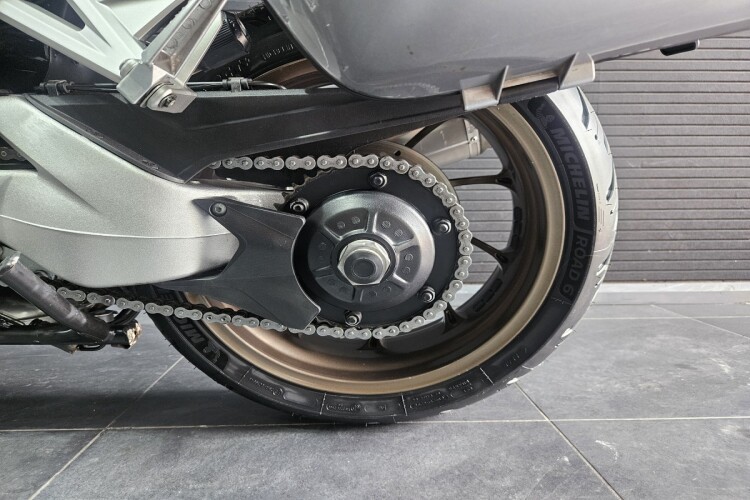 HONDA VFR800