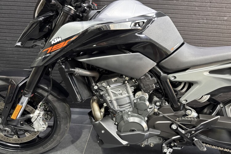 2019 KTM 790 DUKE, Black - photo 15
