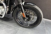 2023 ROYAL ENFIELD INTERCEPTOR 650, Silver and Red - photo 2