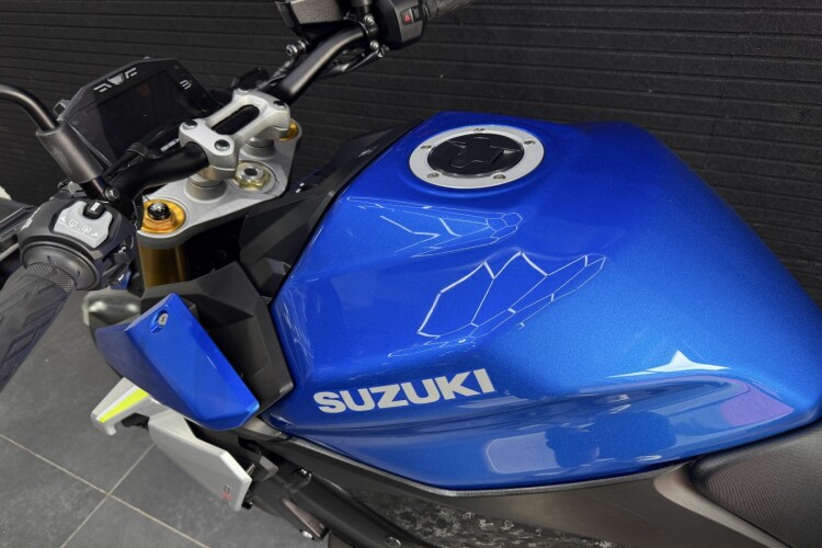 2023 SUZUKI GSX-S1000, Blue - photo 10