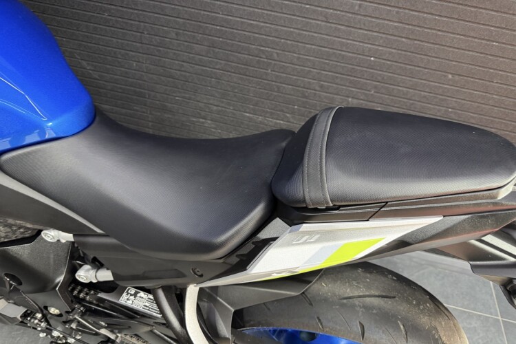 2023 SUZUKI GSX-S1000, Blue - photo 11