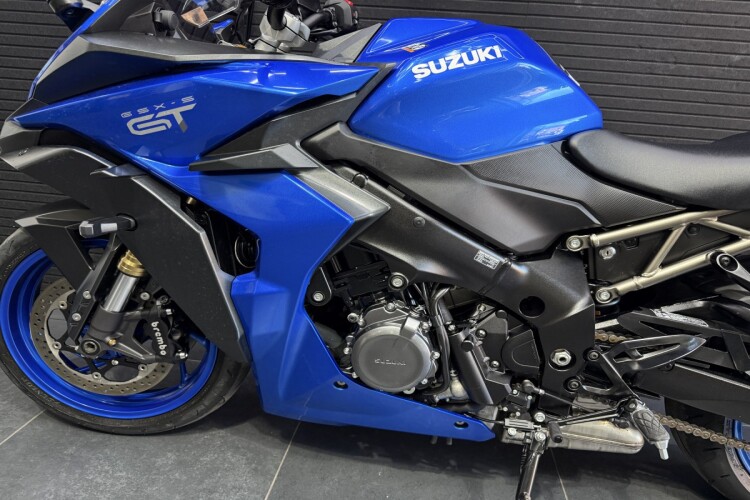 SUZUKI GSX-S1000