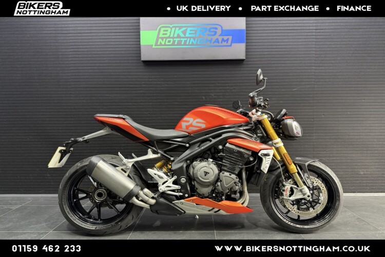 2023 TRIUMPH SPEED TRIPLE 1200, Orange