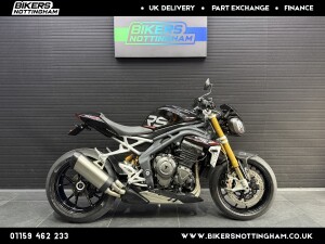 TRIUMPH SPEED TRIPLE 1200