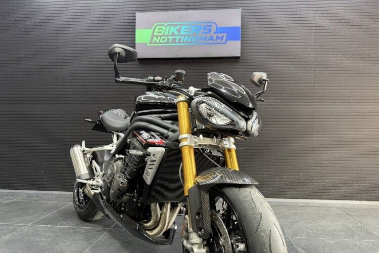 2022 TRIUMPH SPEED TRIPLE 1200, Black - photo 8