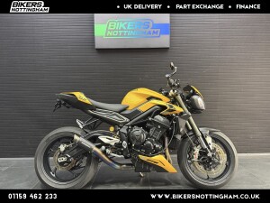 TRIUMPH STREET TRIPLE 765