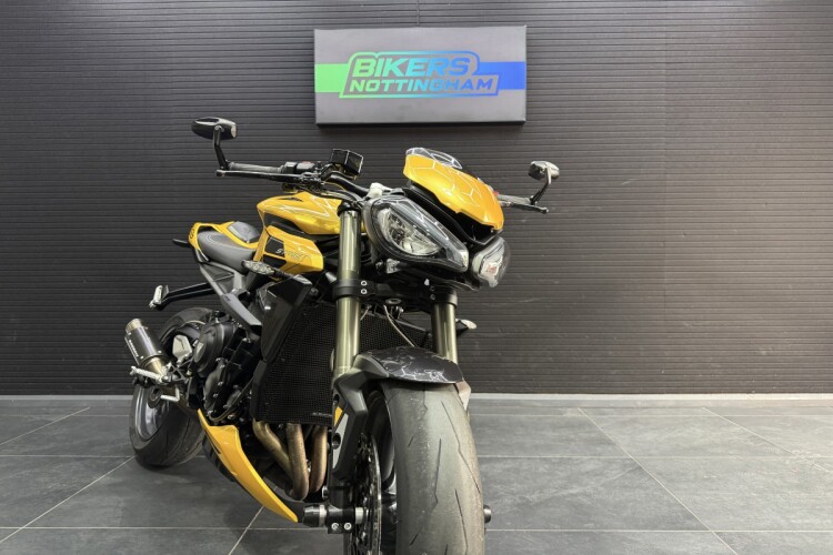 2023 TRIUMPH STREET TRIPLE 765, Cosmic Yellow - photo 5