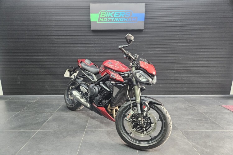 2023 TRIUMPH STREET TRIPLE 765, Red - photo 8