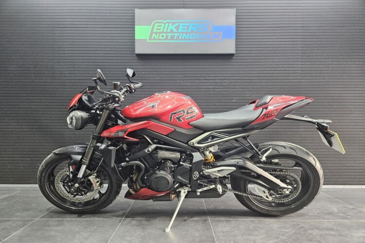 2023 TRIUMPH STREET TRIPLE 765, Red - photo 13