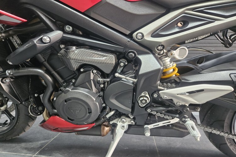 2023 TRIUMPH STREET TRIPLE 765, Red - photo 15