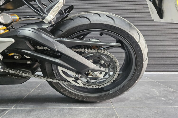 2023 TRIUMPH STREET TRIPLE 765, Red - photo 16
