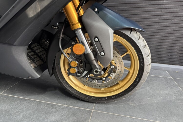 2023 YAMAHA TMAX 560, Green - photo 2
