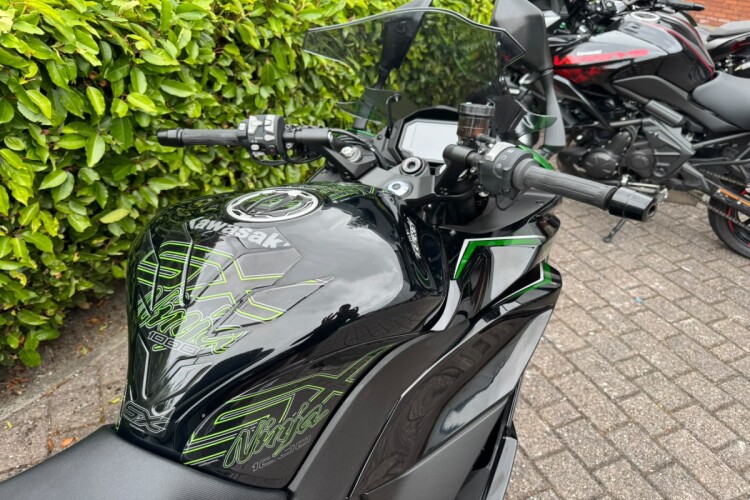 2023 KAWASAKI NINJA 1000SX, Green - photo 18