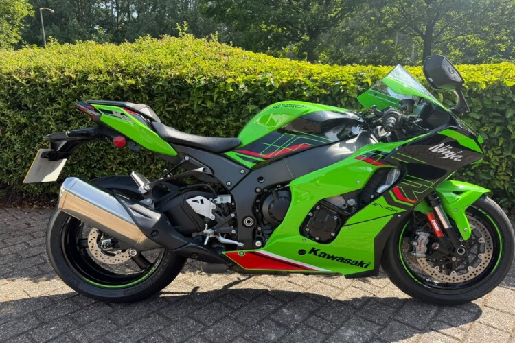 KAWASAKI NINJA ZX-10R