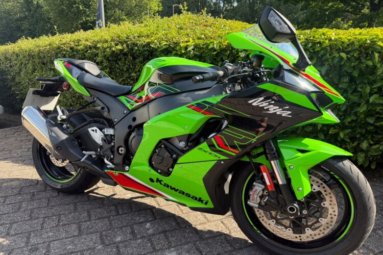 KAWASAKI NINJA ZX-10R