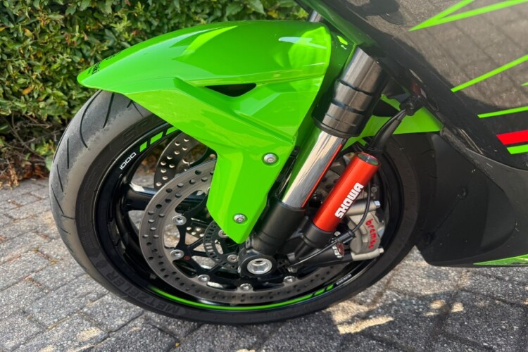 KAWASAKI NINJA ZX-10R
