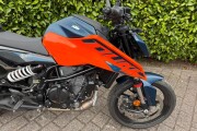 2025 KTM 125 DUKE, Orange - photo 2