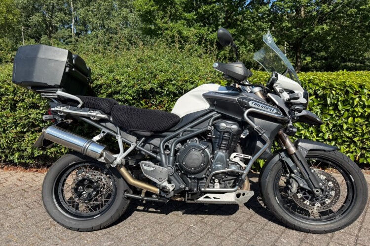 2013 TRIUMPH EXPLORER, White - photo 3