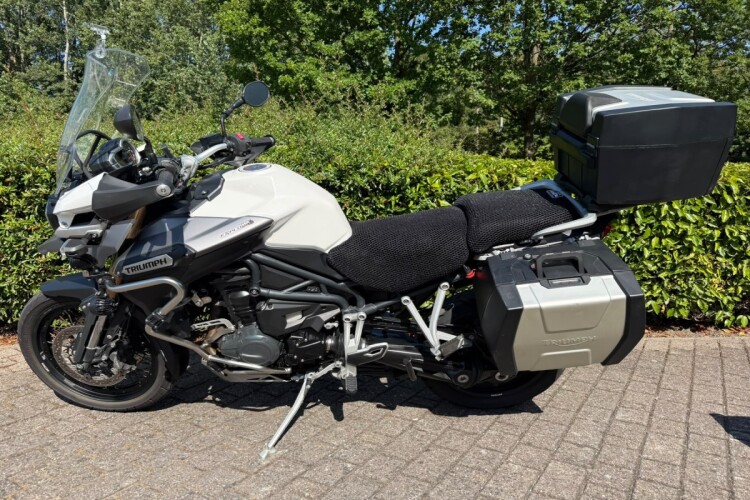 2013 TRIUMPH EXPLORER, White - photo 4