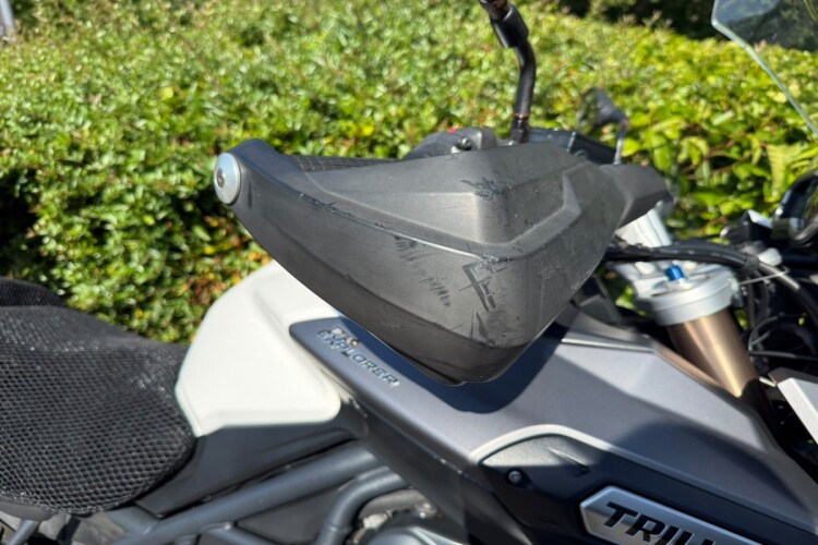 2013 TRIUMPH EXPLORER, White - photo 15