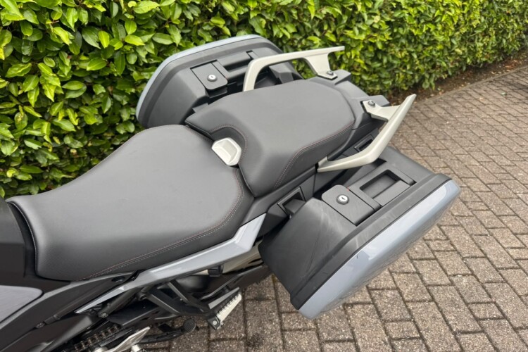 2018 YAMAHA TRACER 900 GT, Grey - photo 12