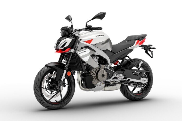 2026 APRILIA TUONO, Piranha Red - photo 13