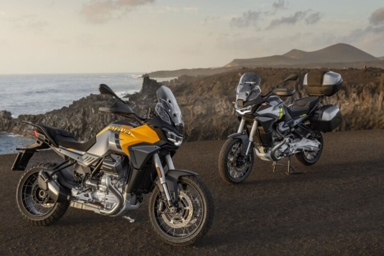 2025 MOTO GUZZI STELVIO, Nero Vulcano - photo 6