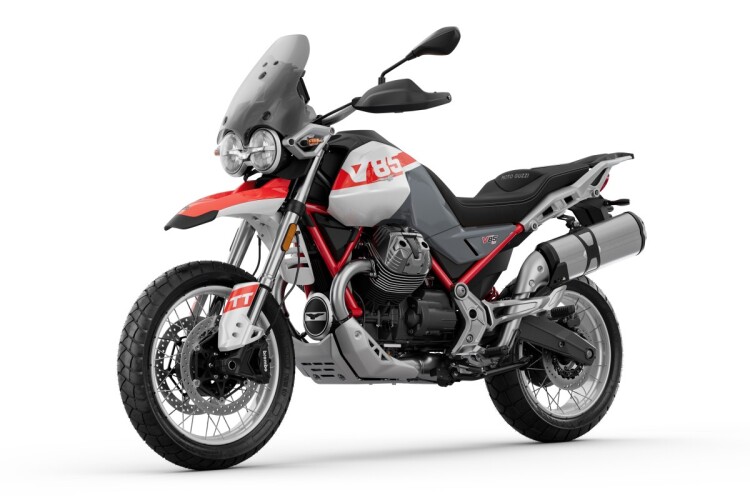 2026 MOTO GUZZI V85, Giallo Wadi - photo 10