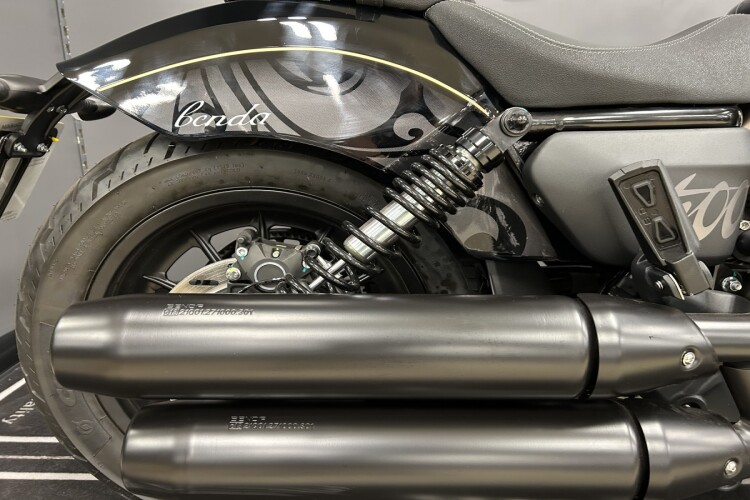 BENDA MOTO CHINCHILLA 500 2025
