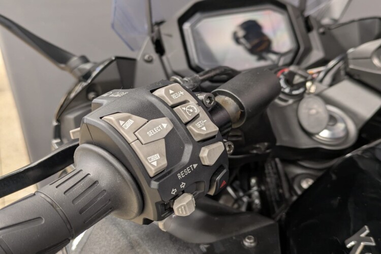 2025 KAWASAKI NINJA 1100 SX, Black - photo 11