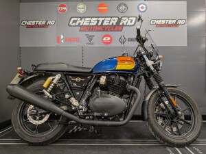 ROYAL ENFIELD INTERCEPTOR 650