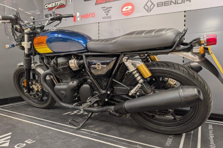2024 ROYAL ENFIELD INTERCEPTOR 650, Blue - photo 12