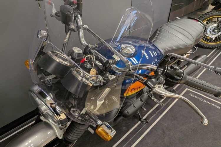 2024 ROYAL ENFIELD INTERCEPTOR 650, Blue - photo 16