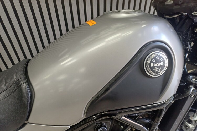 2018 BENELLI LEONCINO 500, Silver - photo 10