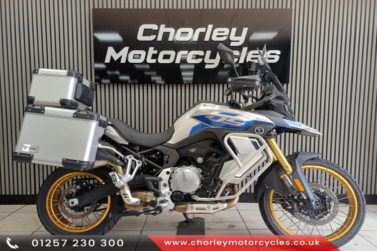 2025 VOGE DS900X, Blue