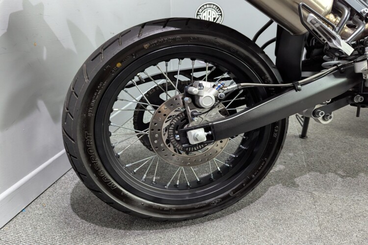 2024 APRILIA SX 125, White - photo 10