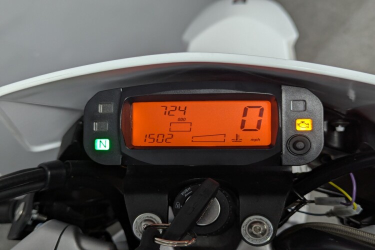 2024 APRILIA SX 125, White - photo 11