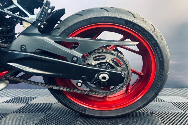2020 SUZUKI GSX-S750, Black - photo 18