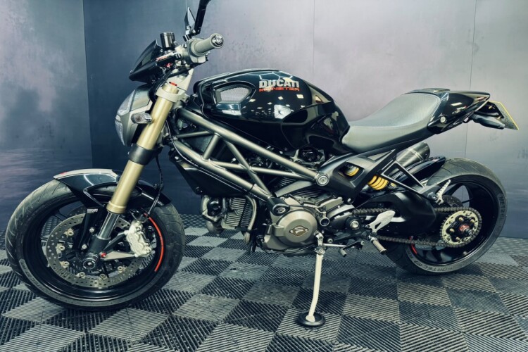 2011 DUCATI MONSTER 1100, Black - photo 5