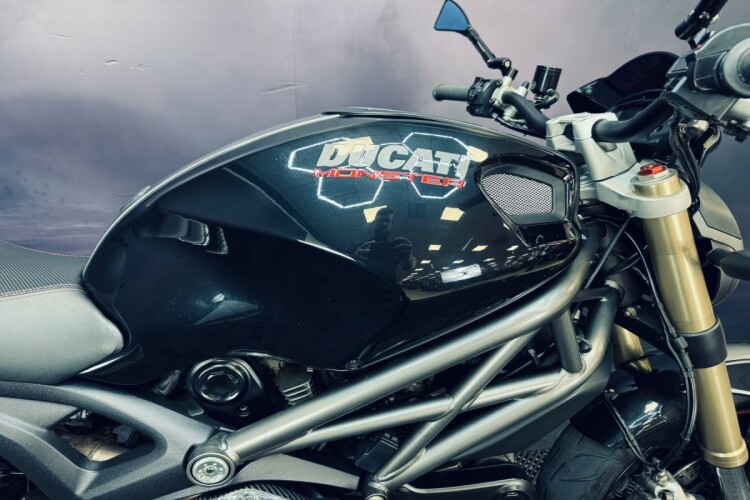 2011 DUCATI MONSTER 1100, Black - photo 6