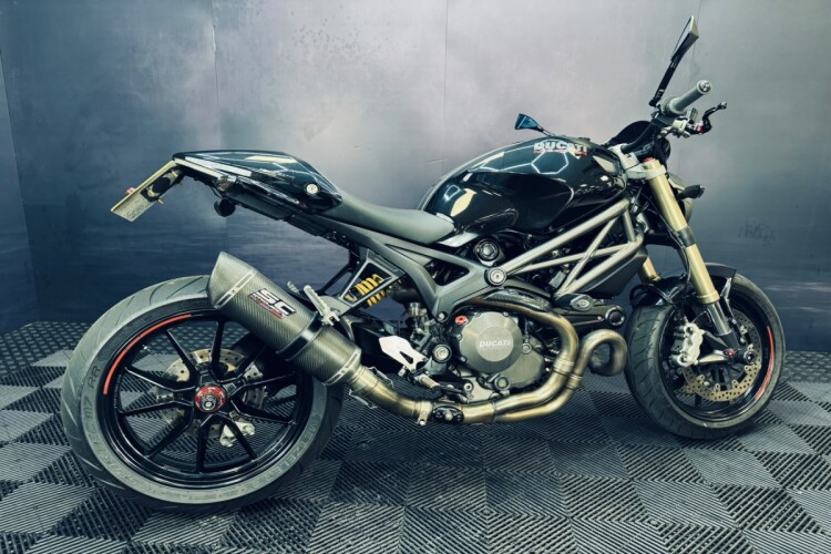 2011 DUCATI MONSTER 1100, Black - photo 13