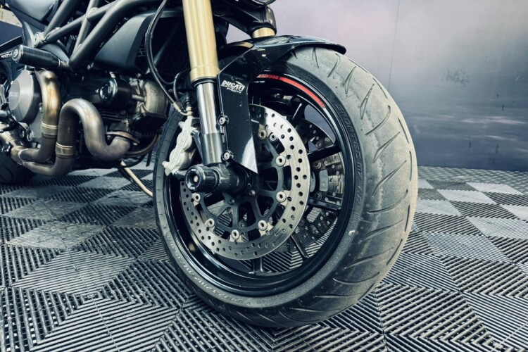2011 DUCATI MONSTER 1100, Black - photo 15